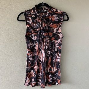 Nine West sleeveless career blouse sz s pussy bow